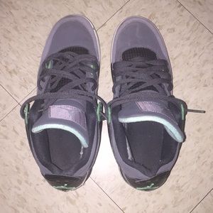 Green Glow Jordan 4s